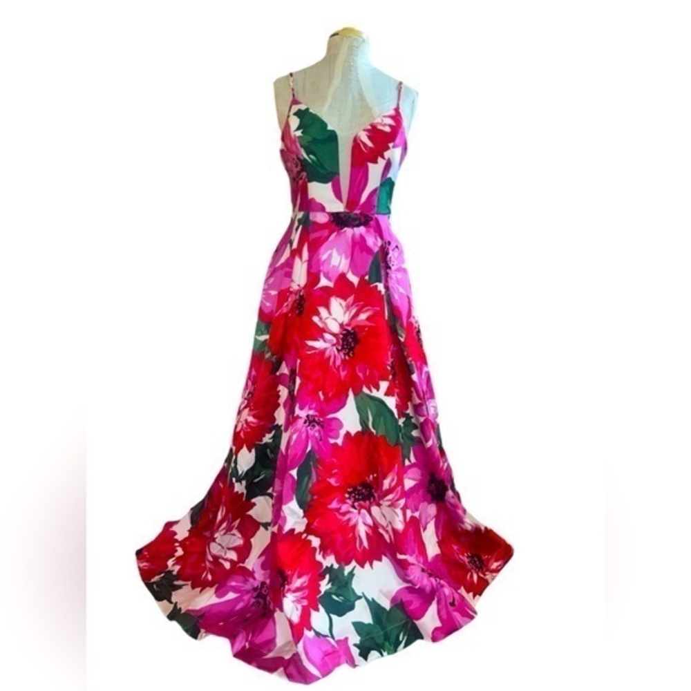 Formal prom pageant dress. Size 13